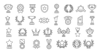 Bir dizi ödül ve madalya.