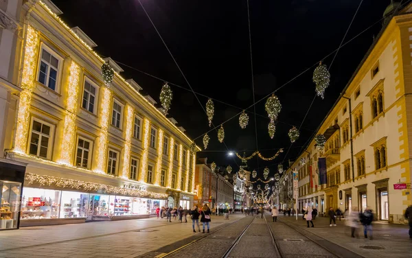 Graz Österrike November 2019 Vackra Julpynt Berömda Herrengasse Gatan Natten — Stockfoto