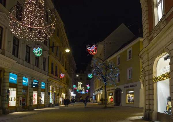 Graz Áustria Novembro 2019 Belas Decorações Natal Noite Centro Cidade — Fotografia de Stock