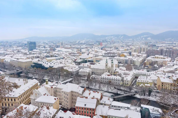 Stadtbild Von Graz Mit Mariahilfer Kirche Und Historischen Und Modernen — Stockfoto