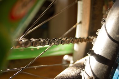 Bisiklet zinciri yakın güneşin çekim