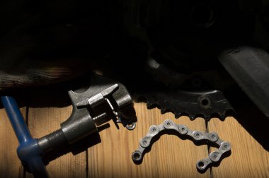 araçları ve bölümleri onarım için bir bisiklet