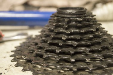 araçları ve bölümleri onarım için bir bisiklet