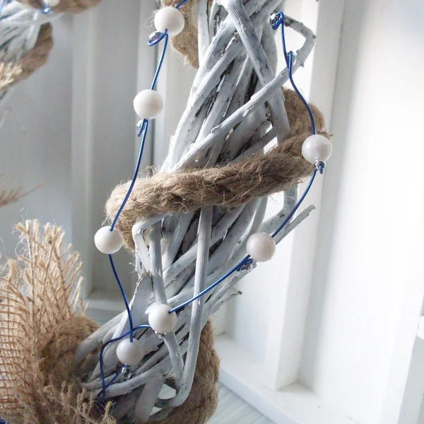 El yapımı kapısını Noel çelenk