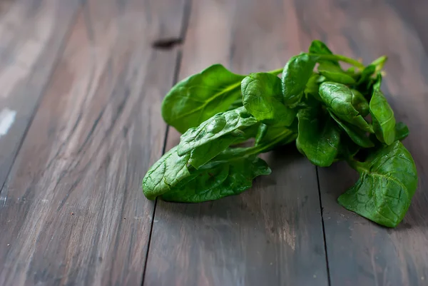 ıspanak yaprakları ışın