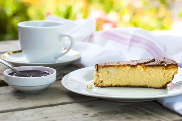 süzme peynirli güveç parça 