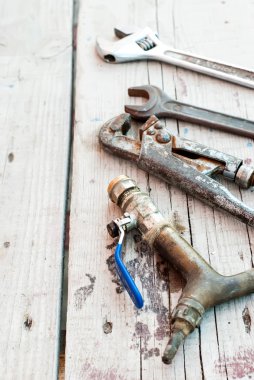 Wrenches , Tools plumbing