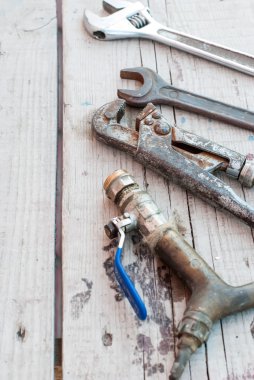 Wrenches , Tools plumbing