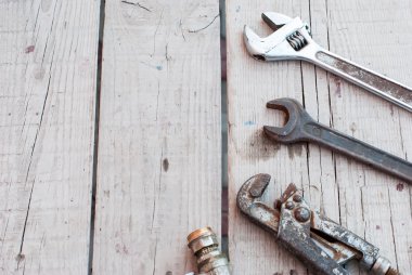 Wrenches , Tools plumbing