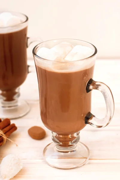Cocoa drink with marshmellows — Stock Photo, Image