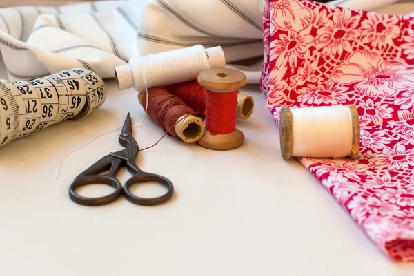 Spool of thread . Sew accessories. — Stock Photo, Image