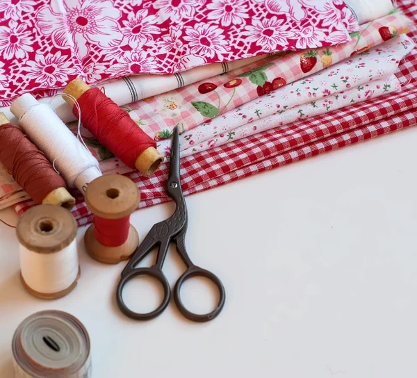 Spool of thread . Sew accessories. — Stock Photo, Image