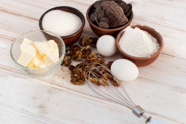 bir toplu iş, ev yapımı çikolatalı kek kek için malzemeler