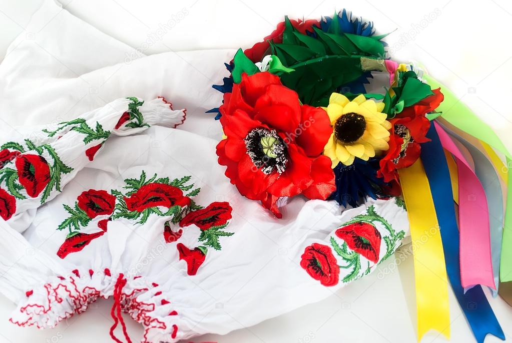 Ukrainian wreath and embroidered shirt for girls