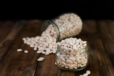 kutular içinde beyaz fasulye