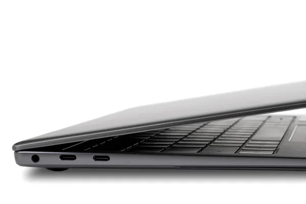 Laptop Aberto Cor Cinza Prata Isolar Fundo Branco — Fotografia de Stock