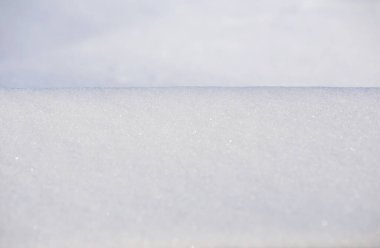 Mavi gölgeli beyaz kar yağışı, kış dokusu