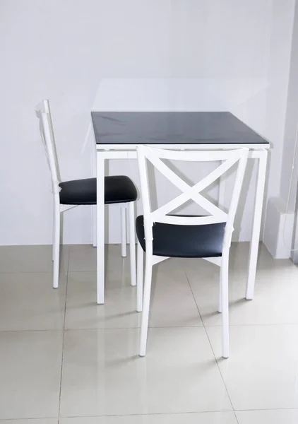 Moderne Tafel Stoel Zwart Wit Kleur Witte Kamer — Stockfoto