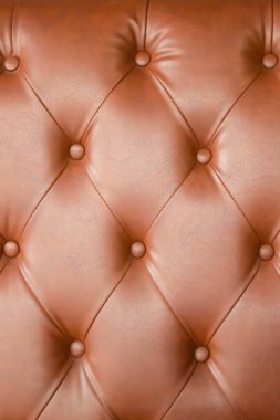 Kahverengi deri dokusunu kapat