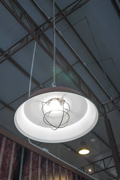Zbliżenie Lampy Zabytkowej Dekoracji — Zdjęcie stockowe