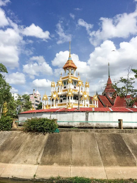 Traditionele Thaise Stijl Boeddhistische Tempel Pak Nam Tempel Hat Yai — Stockfoto