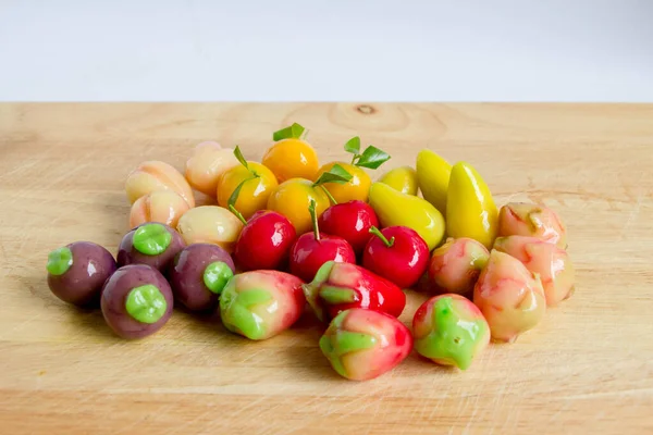 Kanom Look Choup Traditionelles Thailändisches Dessert Aus Grünem Tee Kokosmilch — Stockfoto