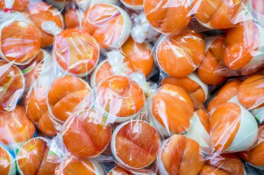 Khai Krob (yumurta sarısı, yumurta sarısı), Tayland 'ın güneyindeki Songkhla' dan korunmuş yumurta sarısı.