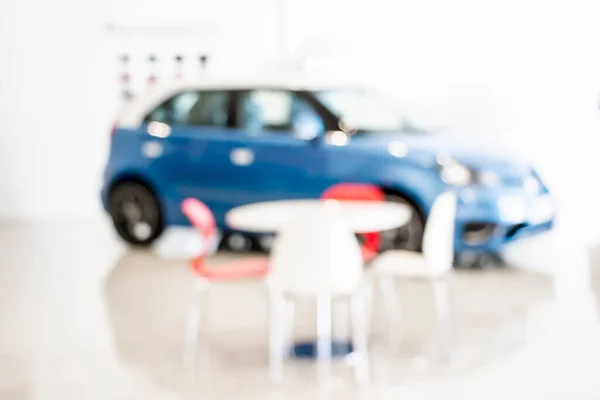 Showroom Carro Borrado Com Carro Azul Conjunto Mesa Cadeiras Para — Fotografia de Stock