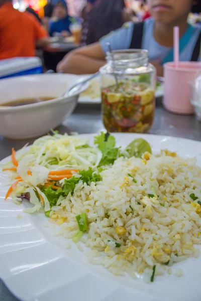 Arroz frito com caranguejo — Fotografia de Stock