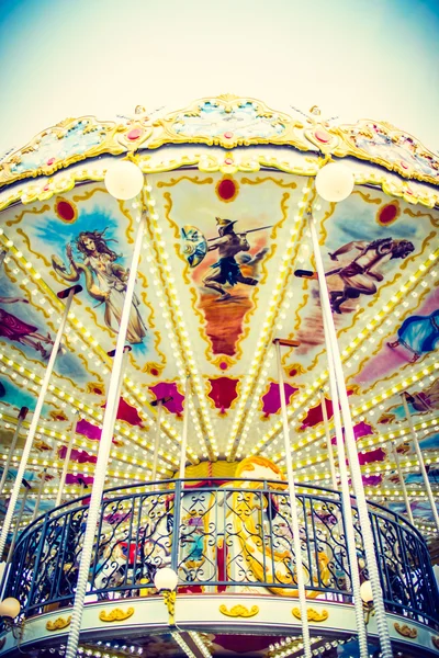 Carousel in park — Φωτογραφία Αρχείου