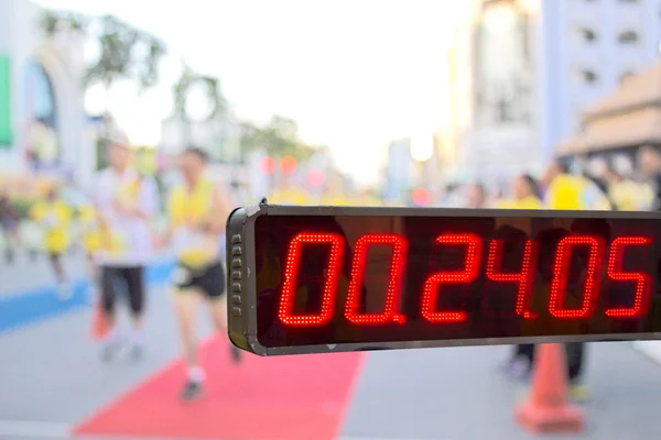 runner arka plan ile kronometre