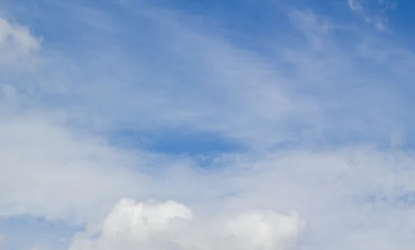 Blue sky and white cloud — Stock Photo, Image