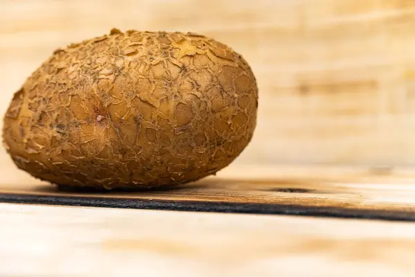 Close Fresh Potatoes Wooden Background — Stock Photo, Image