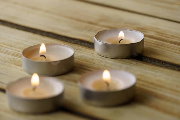 Candele Ardenti Con Spazio Copia Uno Sfondo Legno Girato Con — Foto Stock