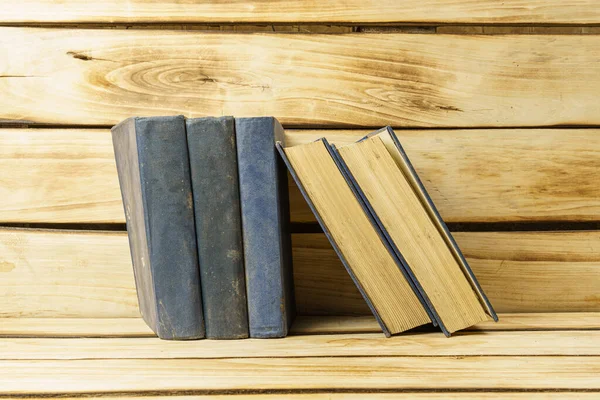 Régi Könyvek Kék Keményfedeles Közelikben Háttér Könyvekből Könyv Szerzői Jog — Stock Fotó