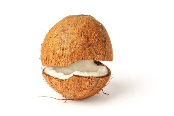 Kokosnoot Geïsoleerd Witte Achtergrond Gebroken Exotische Vruchten — Stockfoto