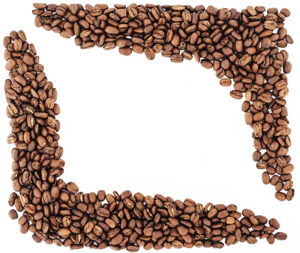 Kahve çekirdekleri sınır. kahve çekirdekleri beyaz arka plan üzerinde izole. kavrulmuş kahve çekirdekleri, arka plan olarak kullanılabilir. — Stok fotoğraf