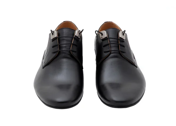 Klasyczne skórzane buty męskie na białym tle. Moda męska . — Zdjęcie stockowe