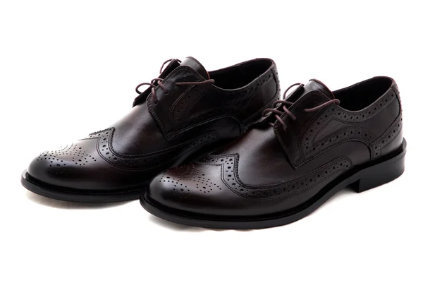 Klasik deri erkek ayakkabı beyaz arka plan izole. Erkek modası . — Stok fotoğraf