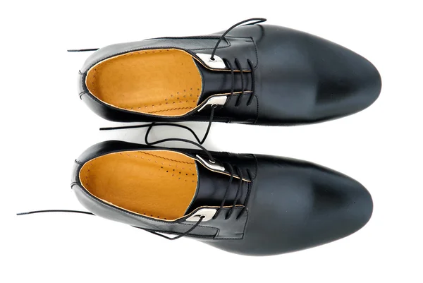Zapatos de hombre de cuero clásico aislados sobre fondo blanco. Moda masculina  . — Foto de Stock