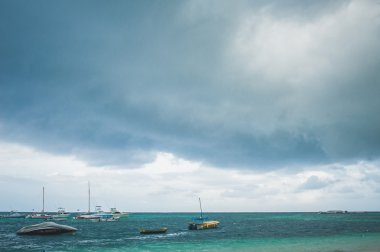 Tropik cenneti. Dominik Cumhuriyeti, Seyşeller, Caribbean, Mauritius, Filipinler, Bahamalar. Uzak Cennet plaj rahatlatıcı. Vintage.