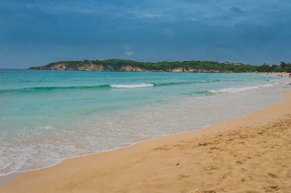 Tropiskt paradis. Dominikanska Republiken Seychellerna, Caribbean, Mauritius, Filippinerna, Bahamas. Koppla av på remote Paradise beach. Vintage. — Stockfoto