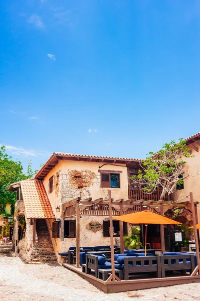 Ancient village Altos de Chavon - Colonial town reconstructed in Dominican Republic. Casa de Campo, La Romana, Dominican Republic. Ponderosa-style, tropical seaside resort — Stock Photo, Image