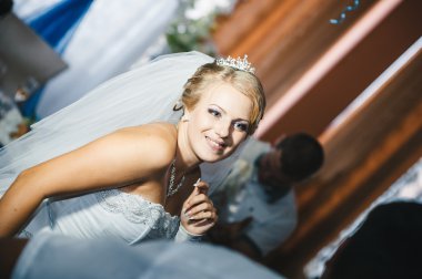 Sadece evli ve ilk dansları dans güzel Çift.