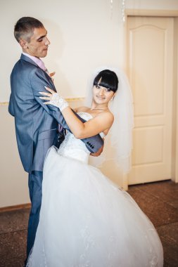 Sadece evli ve ilk dansları dans güzel Çift.