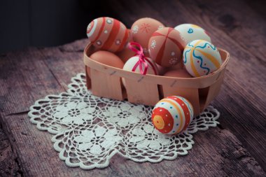 Renkli Paskalya yumurtaları