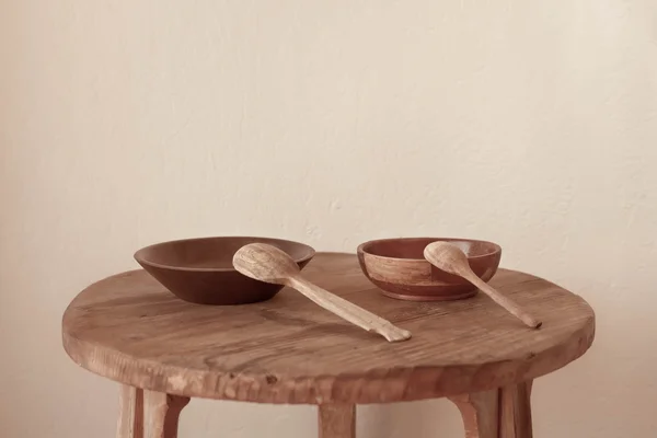 Rustic Ceramic Bowls Spoons Wood Table — Stock Photo, Image