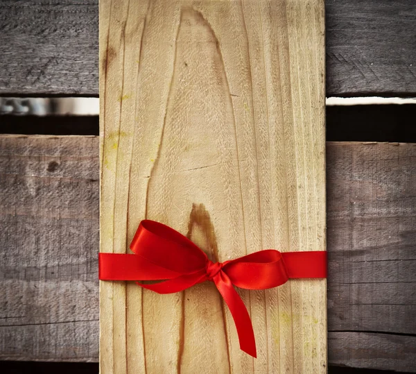 Etiqueta de madera de regalo en blanco — Foto de Stock