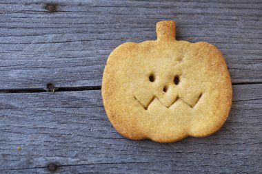 Cadılar Bayramı ev yapımı kurabiye kurabiye