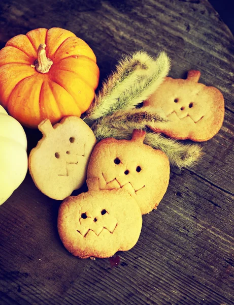 ハロウィーンの自家製のジンジャーブレッドのクッキー — ストック写真